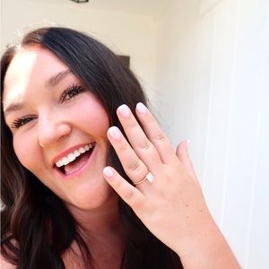 Meet your Posher, Catie